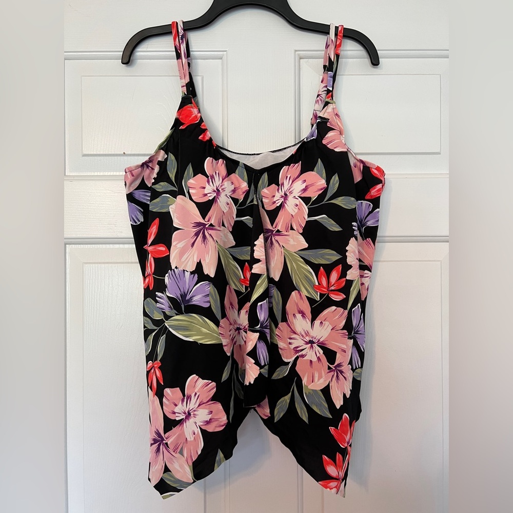 18W Shapesolver Plus Size Vintage Splendor Handkerchief Hem Swim Tankini TOP